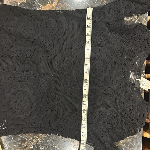 NWT Woman’s Nadya Toto Black Lace Long Sleeve - Size Large - Picture 6 of 6